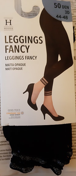 Mustat leggingsit 3D, 44-48