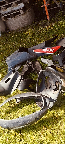 Aprilia SR 50 osia