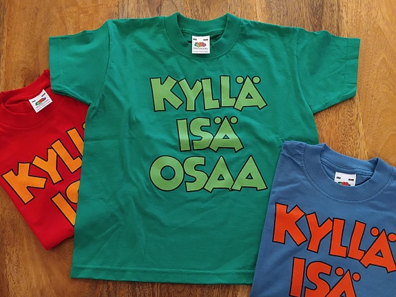 Kyllä isä osaa t-paidat