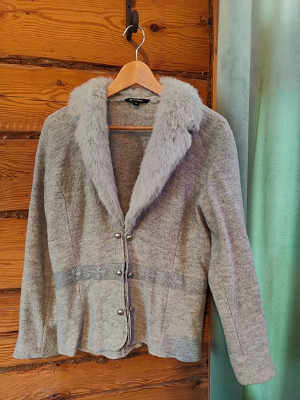 Product image 1 of 6