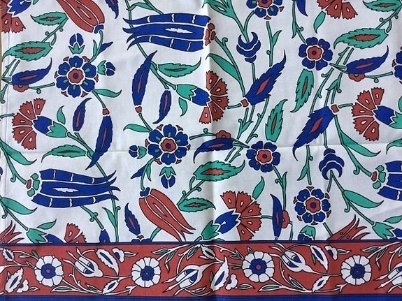 Keittiöpyyhe kukkakuvio  British Museum