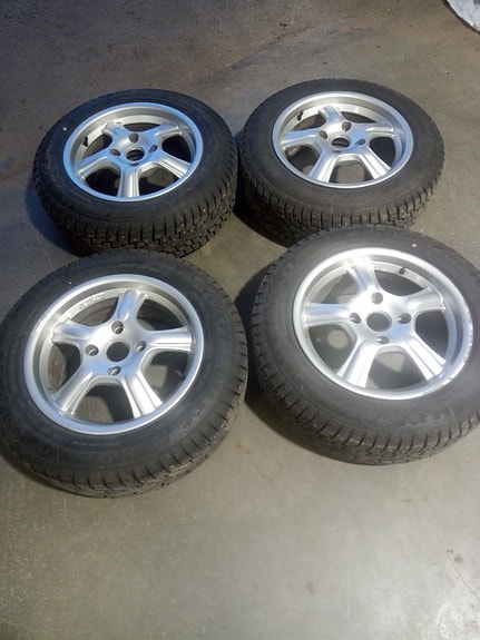 Nastarenkaat 15" 4x114.3