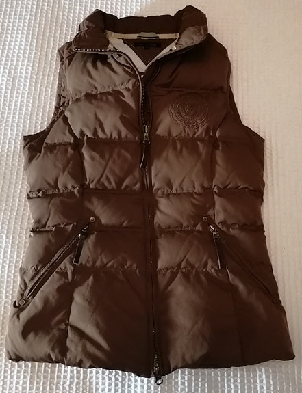 Tommy Hilfiger untuvaliivi S