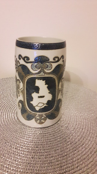 Royal Copenhagen Fajance olutlasi