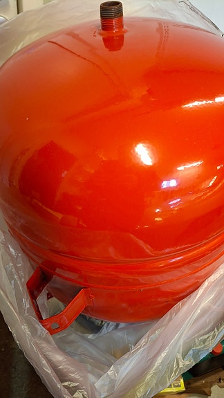 Käyttämätön kalvopaisunta-astia 50ltr