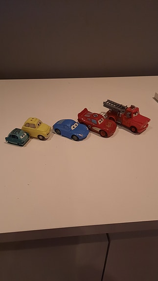Disney Cars autot