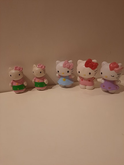 Hello Kitty figuurit