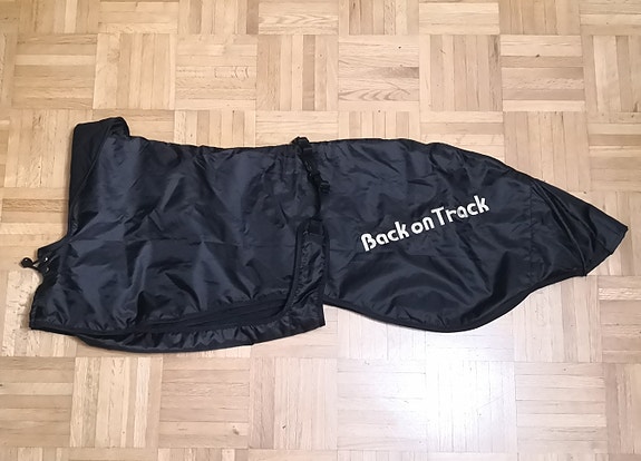 Back On Track greyhoundtakki (koko M)
