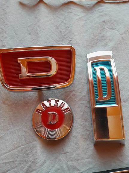 Datsun Nissan Merkkejä NOS