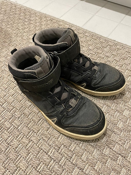 Viking gore-tex välikausikengät, 32