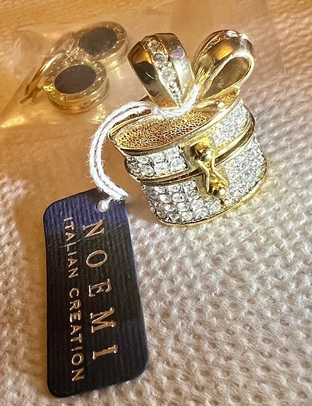 Product image 1 of 10