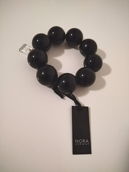 Nora Norway rannekoru