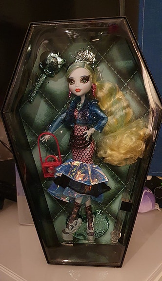Monster High Haunt Couture Lagoona Blue nukke