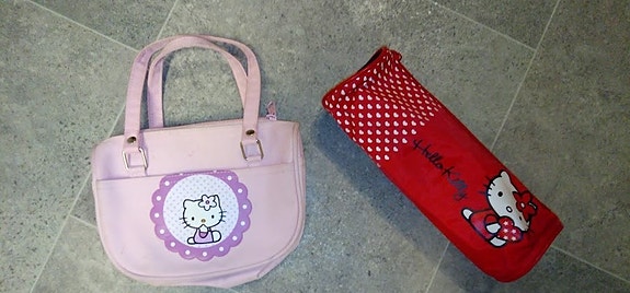 Hello Kitty laukku ja penaali