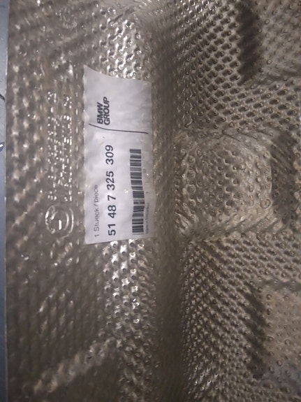 Pakoputken lämmön suojapelti BMW 51 48 7 325 319