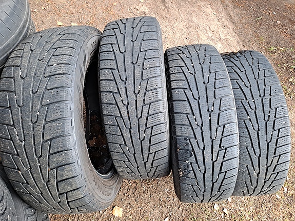 Nokian Nordman rs2 suv 18"