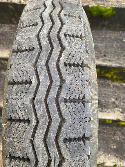 Mobiili rengas Michelin 5.20x15 1kpl