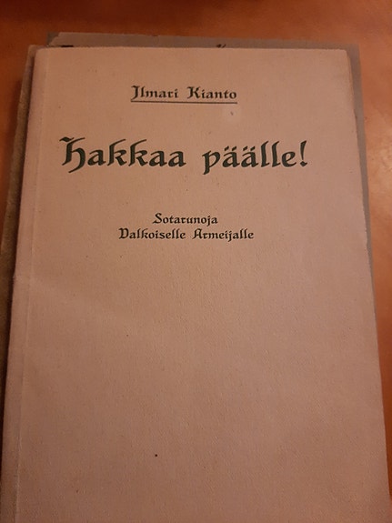Hakkaa päälle