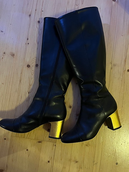 Nahkasaappaat 38