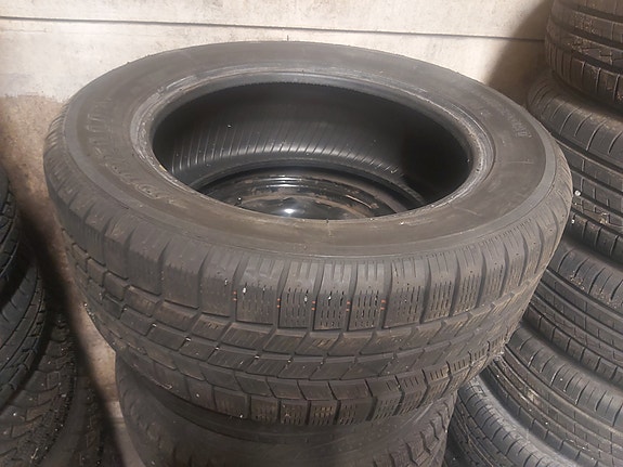 Pirelli kitkarengas