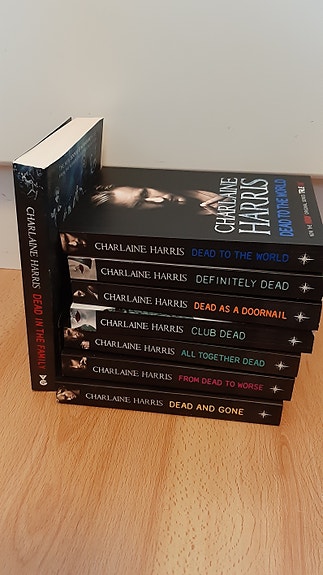 Sookie Stackhouse kirjoja