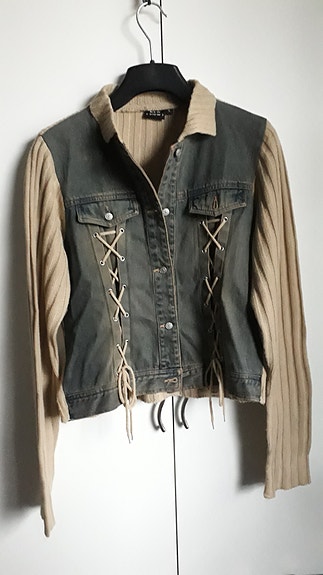 Product image 1 of 2