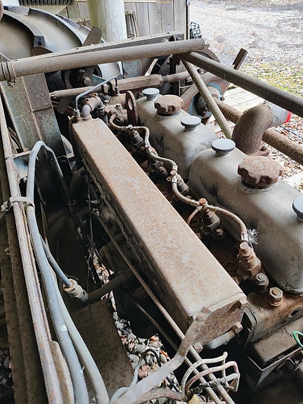 Volvo Penta -puimurin moottori