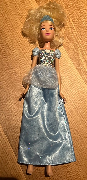 Barbie nukke