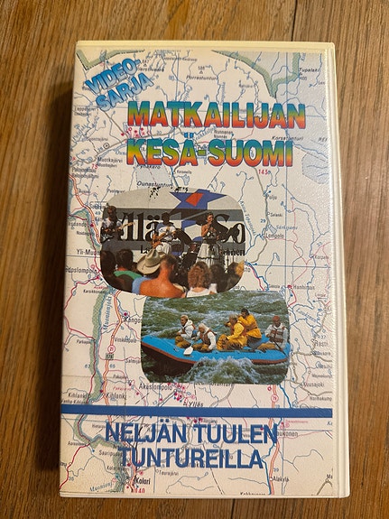 Matkailijan kesä-Suomi - Neljän tuulen tuntureilla VHS