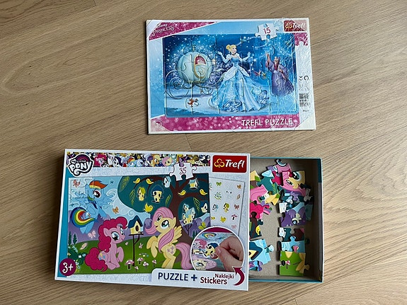 My Little Pony -palapeli (35) ja Tuhkimo-palapeli (15), ikäsuositus 3+