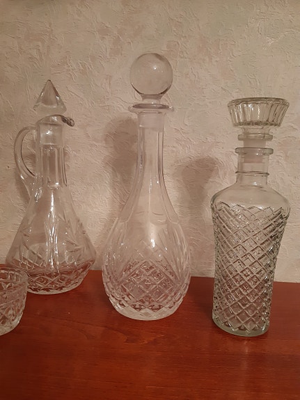 Kristalli-/lasi astioita