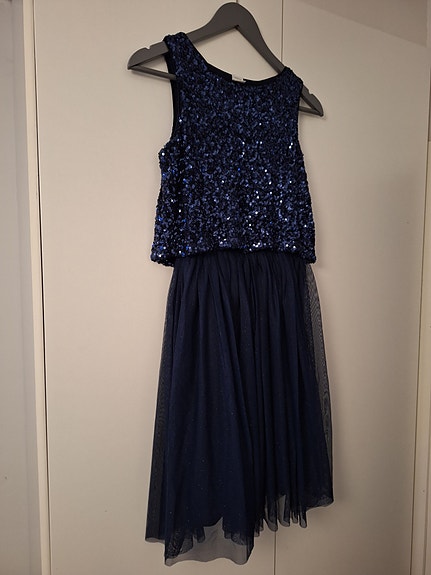 Lindex t.sin juhlamekko, koko 158-164 cm