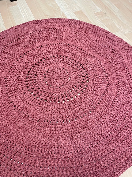 Virkattu, uusi matto, 90cm