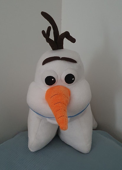❄️ ISO Olaf Frozen pehmo / tyyny (Espoonlahti)