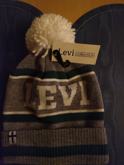 Levi Beanie Tupsu pipo