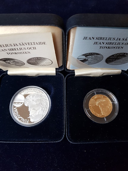 Jean Sibelius kulta 1000 mk ja hopea 100 mk