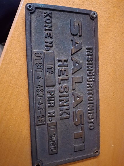 Messinki laatta