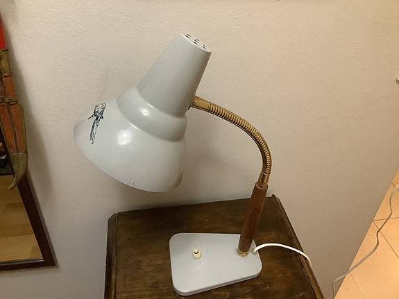 Valinte pöytävalaisin