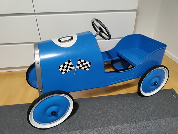 Polkuauto