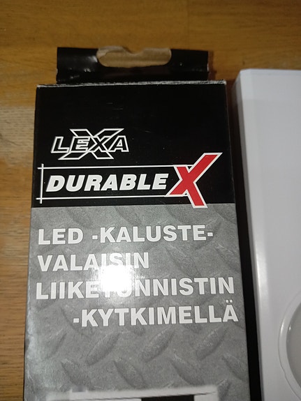 Led kalustevalo liiketunnistimella.