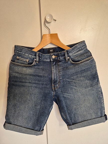 H&M miesten farkkushortsit