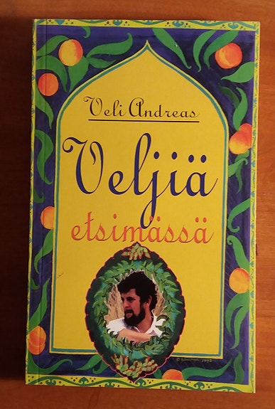 Veli Andreas VELJIÄ ETSIMÄSSÄ Kuva ja Sana 1998