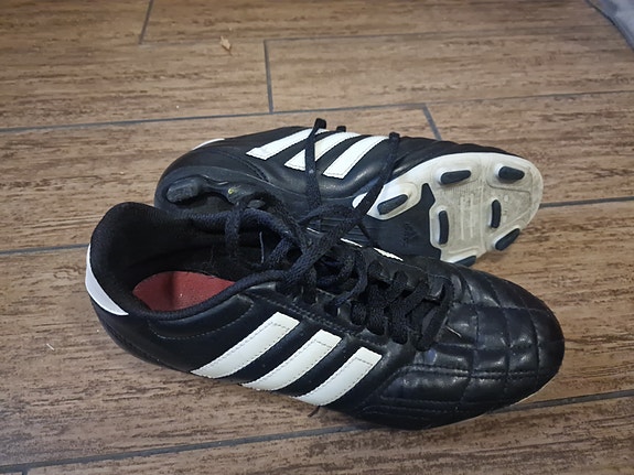Adidas nappulakengät, koko 6,5