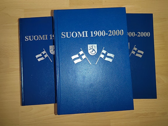 Suomi 1900-2000 3-osainen kirjasarja