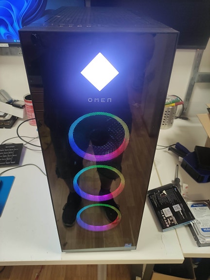 HP OMEN 45L HUIPPUTEHOKAS PELIKONE/i7-12700K/32GB DDR4/500GB+2TB SSD/RTX3080 10G