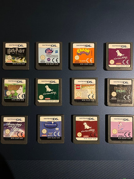 Myynnissä 12kpl Nintendo DS pelejä