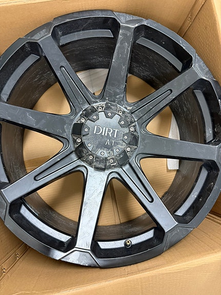 Dirt Wheels D05 Flat Black 22” vanteet