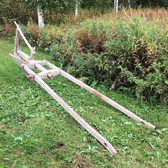 Vanha puinen aura aisoilla