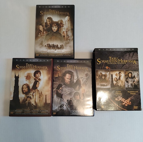 Taru sormusten herrasta trilogia