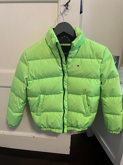Tommy Hilfiger toppatakki 128cm